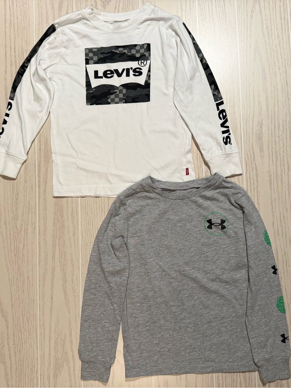 Levi’s Under Armour Boys Size 6 Long Sleeve Graphic Tees 2-Piece Bundle